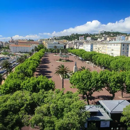 Climatise,idealement Situe 100m Du Vieux Port. * Bastia (Corsica)