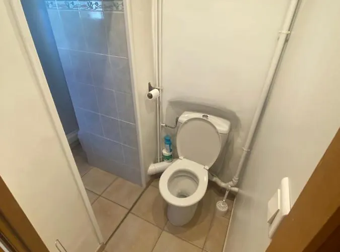 Climatisé,idealement Situe 100m Du Vieux Port.